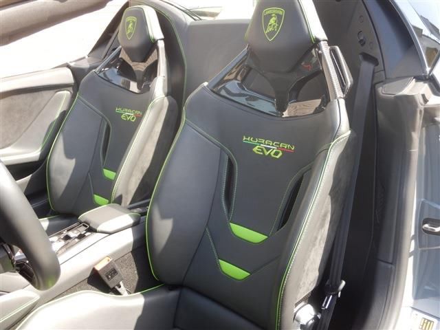 صورة مصغرة 18 لـ 2021 Lamborghini HURACAN