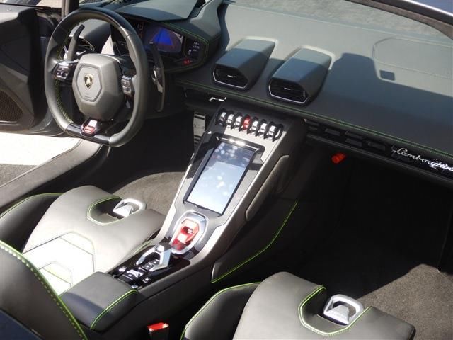 صورة مصغرة 13 لـ 2021 Lamborghini HURACAN