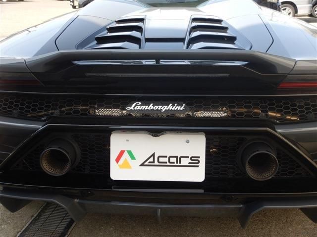صورة 9 لـ 2021 Lamborghini HURACAN