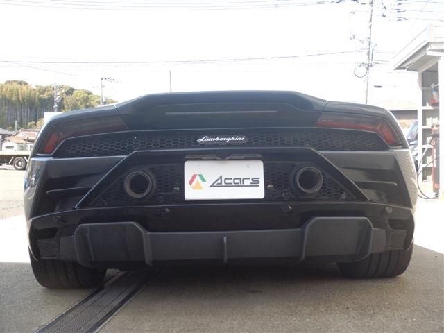 صورة 8 لـ 2021 Lamborghini HURACAN