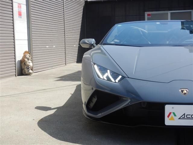 صورة 4 لـ 2021 Lamborghini HURACAN