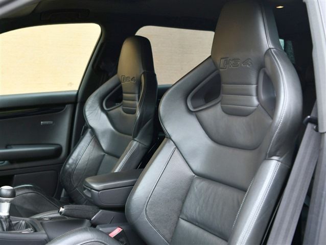 صورة مصغرة 19 لـ 2007 AUDI RS4 AVANT