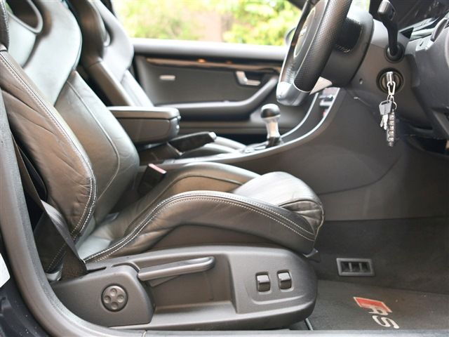 صورة مصغرة 20 لـ 2007 AUDI RS4 AVANT