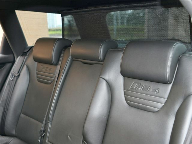 صورة مصغرة 29 لـ 2007 AUDI RS4 AVANT