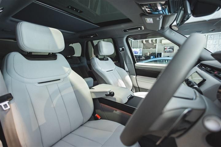 2023 LAND Rover RANGE ROVER — миниатюра 19