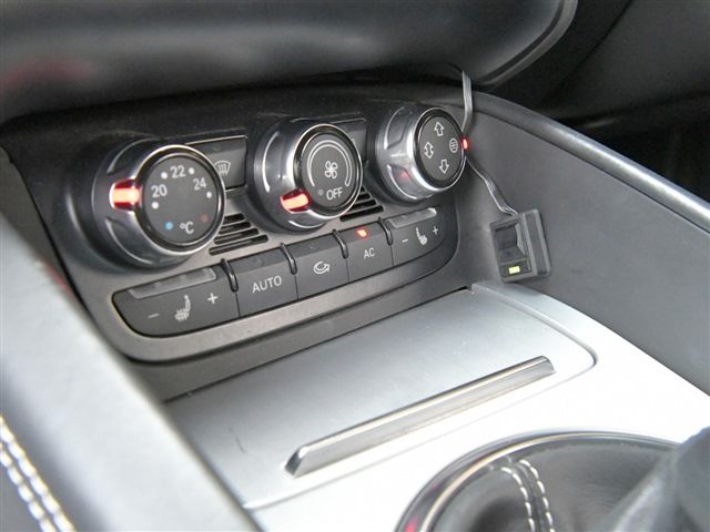 صورة مصغرة 20 لـ 2010 AUDI TT RS COUPE
