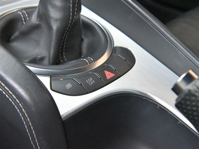 صورة مصغرة 24 لـ 2010 AUDI TT RS COUPE