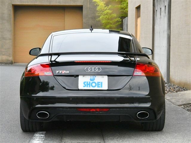 2010 AUDI TT RS COUPE 照片 9