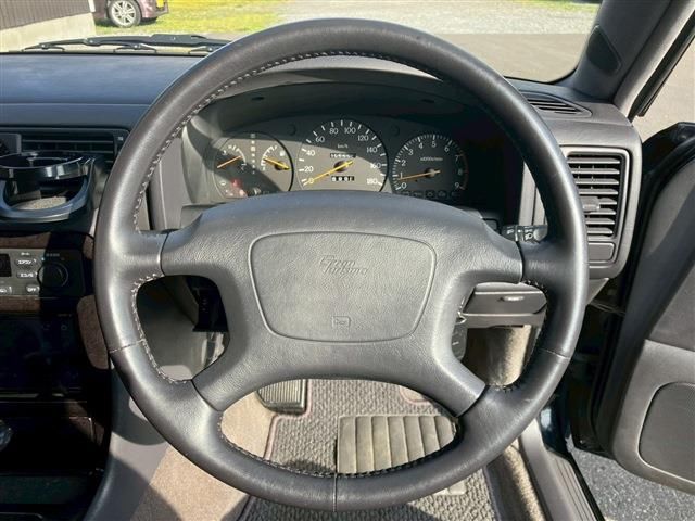 صورة مصغرة 15 لـ 1995 Nissan GLORIA