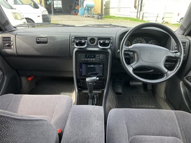 صورة مصغرة 14 لـ 1995 Nissan GLORIA