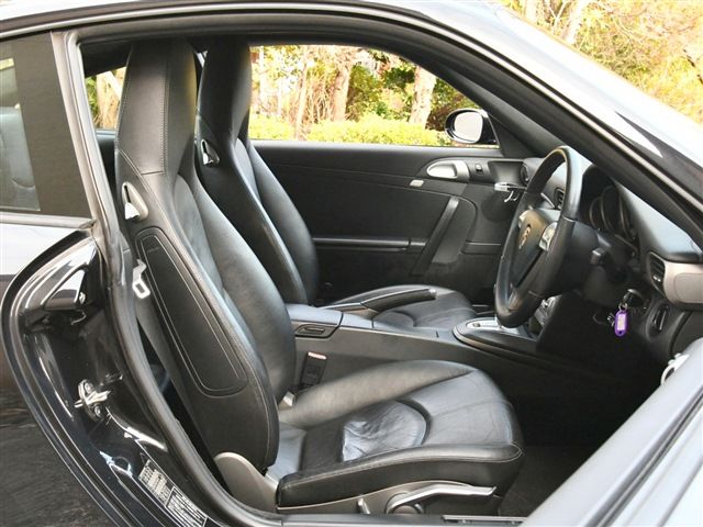 صورة مصغرة 21 لـ 2004 Porsche 911