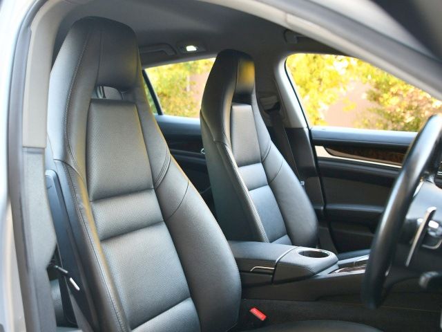 2014 Porsche PANAMERA — миниатюра 17