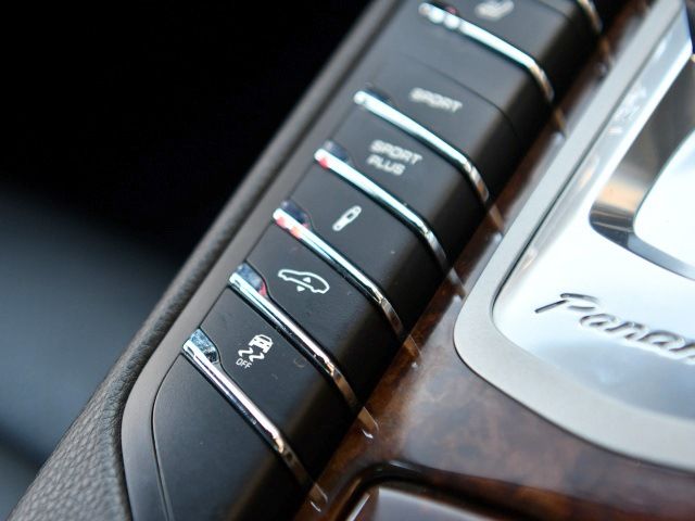 2014 Porsche PANAMERA — миниатюра 20