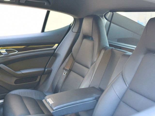2014 Porsche PANAMERA — миниатюра 29