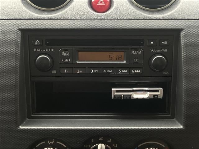 2009 Nissan KICKS thumbnail 19