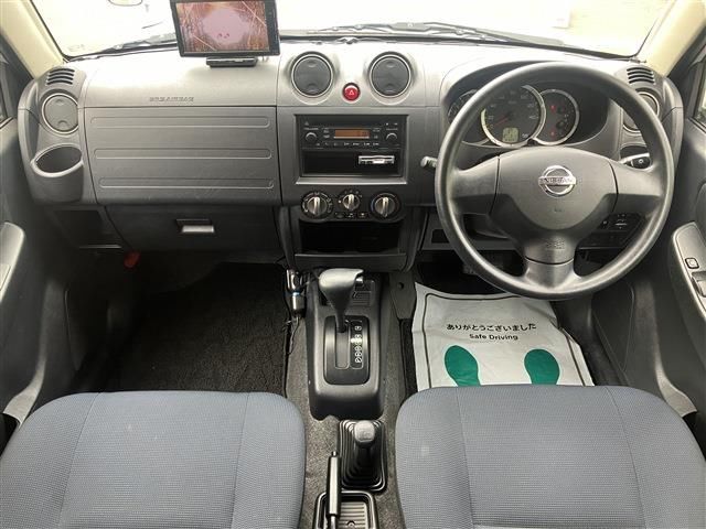2009 Nissan KICKS thumbnail 24