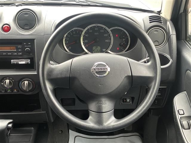 2009 Nissan KICKS thumbnail 25