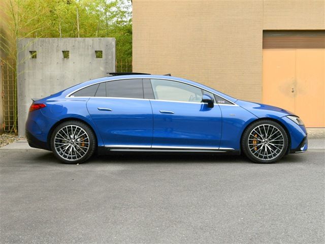 صورة 8 لـ 2023 Mercedes-BENZ EQE AMG