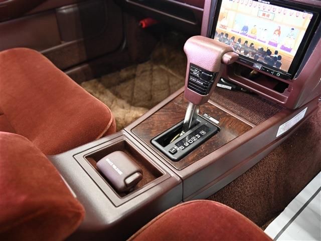 صورة مصغرة 18 لـ 1990 Nissan CEDRIC
