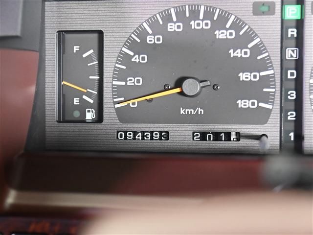 صورة مصغرة 20 لـ 1990 Nissan CEDRIC