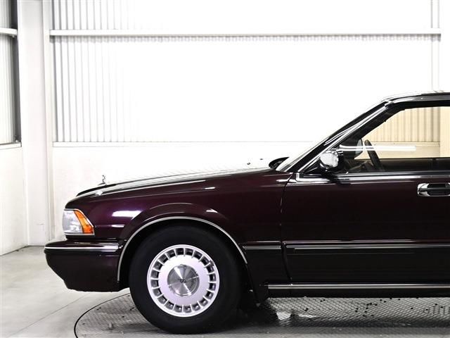 1990 Nissan CEDRIC 照片 6