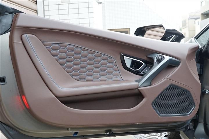 2019 Lamborghini HURACAN SPYDER — миниатюра 21