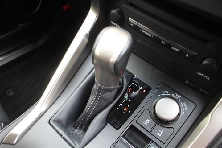 صورة مصغرة 21 لـ 2015 Lexus NX