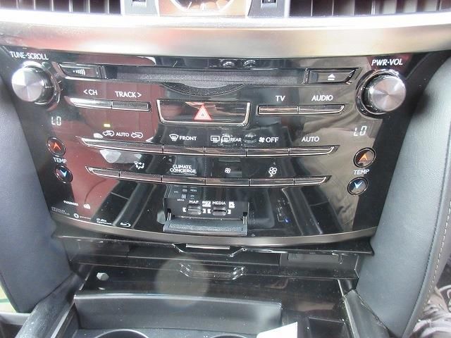 صورة مصغرة 18 لـ 2016 Lexus LX