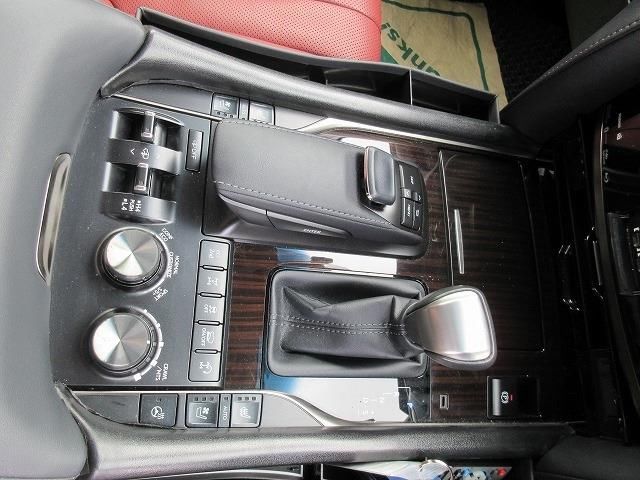 صورة مصغرة 23 لـ 2016 Lexus LX