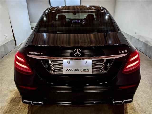 2018 Mercedes-BENZ E-CLASS AMG — фото 4