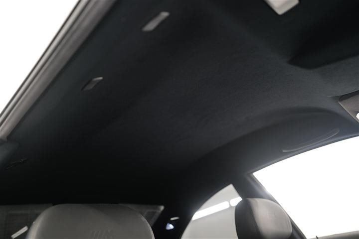 صورة مصغرة 16 لـ 2004 BMW M3