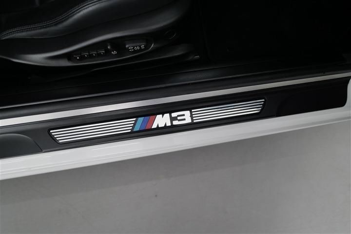 صورة مصغرة 26 لـ 2004 BMW M3