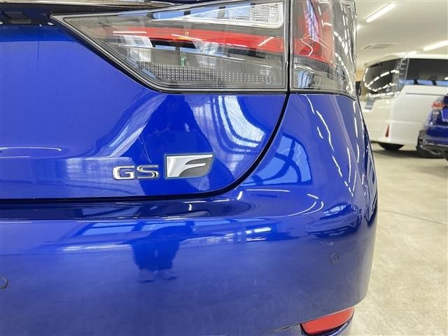 2016 Lexus GS F — миниатюра 18