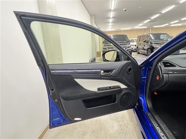 2016 Lexus GS F — миниатюра 21