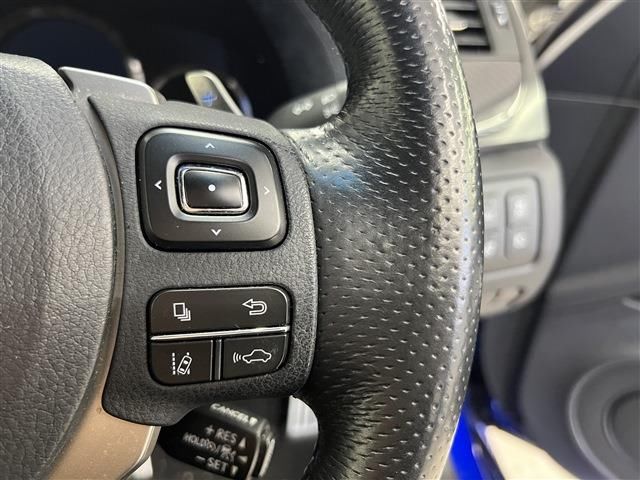 2016 Lexus GS F — миниатюра 25