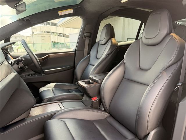 2020 Tesla MODEL X — миниатюра 25