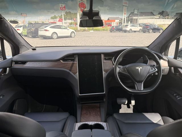 2020 Tesla MODEL X — миниатюра 14
