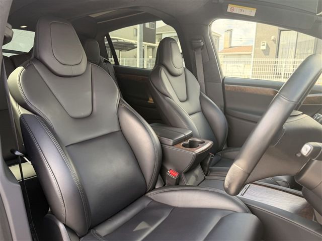 2020 Tesla MODEL X — миниатюра 12