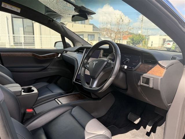 2020 Tesla MODEL X — миниатюра 11