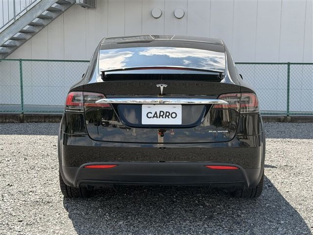 2020 Tesla MODEL X — фото 6