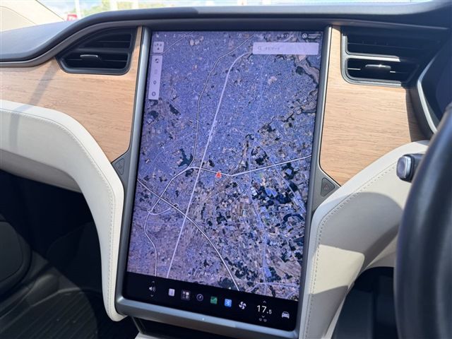 2019 Tesla MODEL X — миниатюра 18