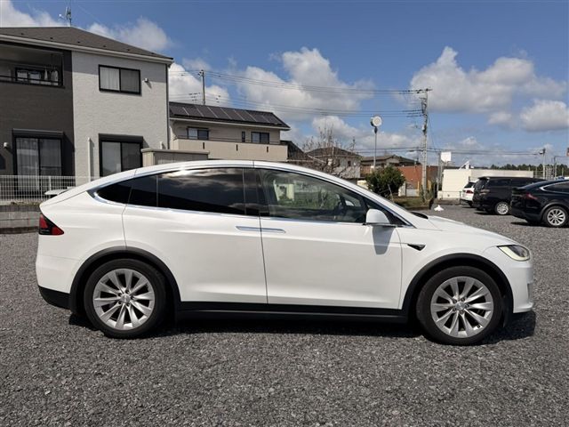 2019 Tesla MODEL X — фото 5
