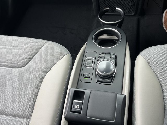 صورة مصغرة 27 لـ 2016 BMW I3