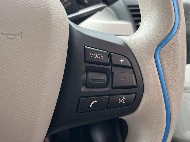 صورة مصغرة 32 لـ 2016 BMW I3