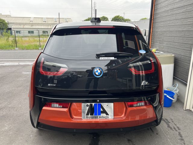 صورة 8 لـ 2016 BMW I3