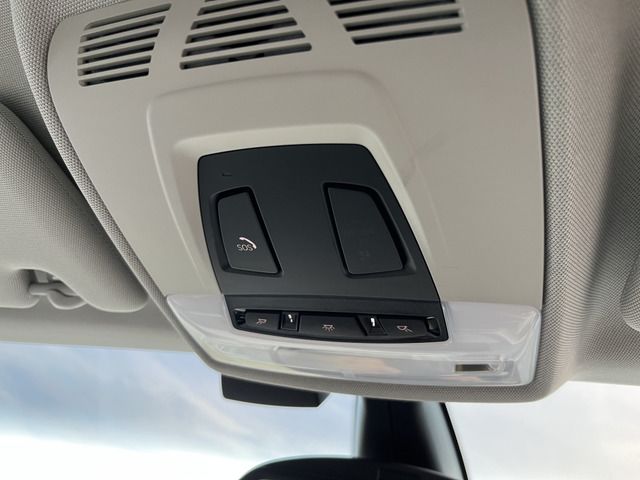 2014 BMW I3 thumbnail 35