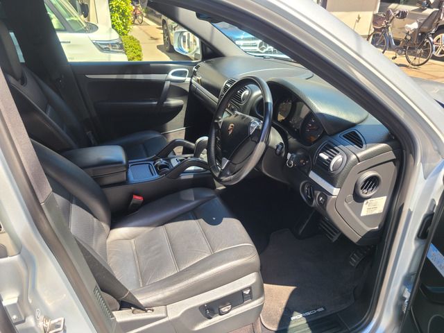 صورة مصغرة 3 لـ 2007 Porsche CAYENNE