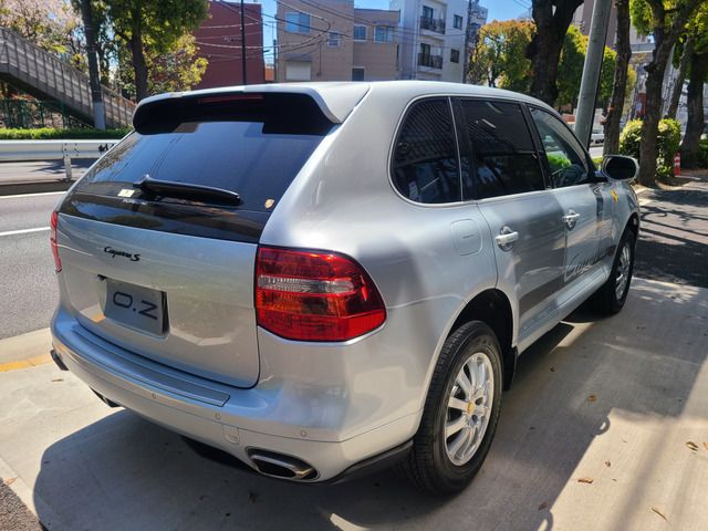 صورة مصغرة 2 لـ 2007 Porsche CAYENNE