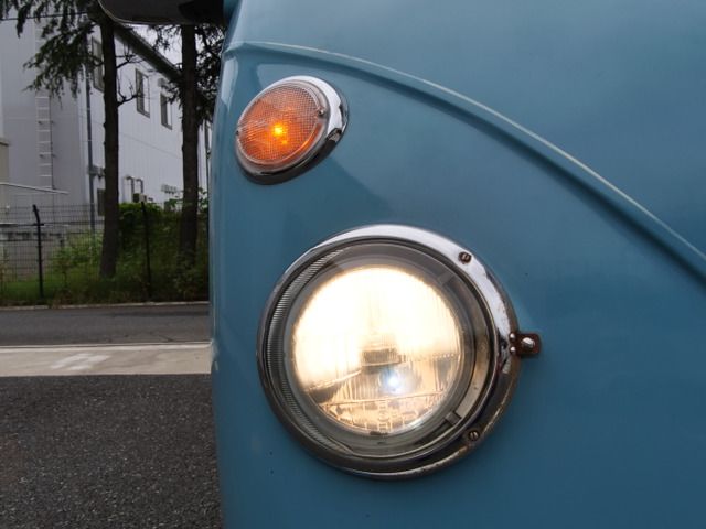 2001 Nissan CARAVAN — миниатюра 28