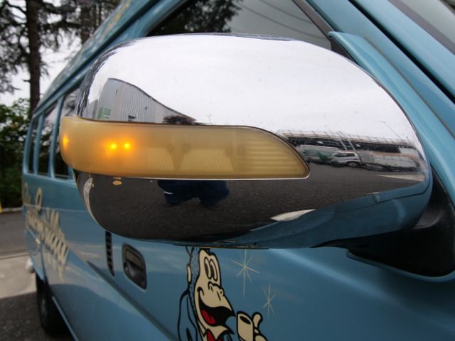 2001 Nissan CARAVAN — миниатюра 32